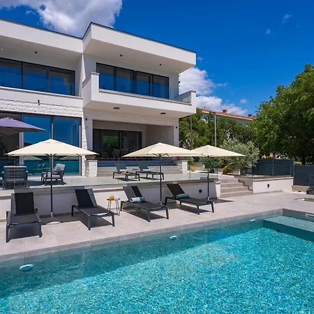 Villa Beachfront Luminara Trogir