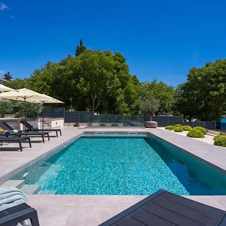 Beachfront Luminara Villa Trogir