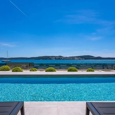 Villa Beachfront Luminara Trogir